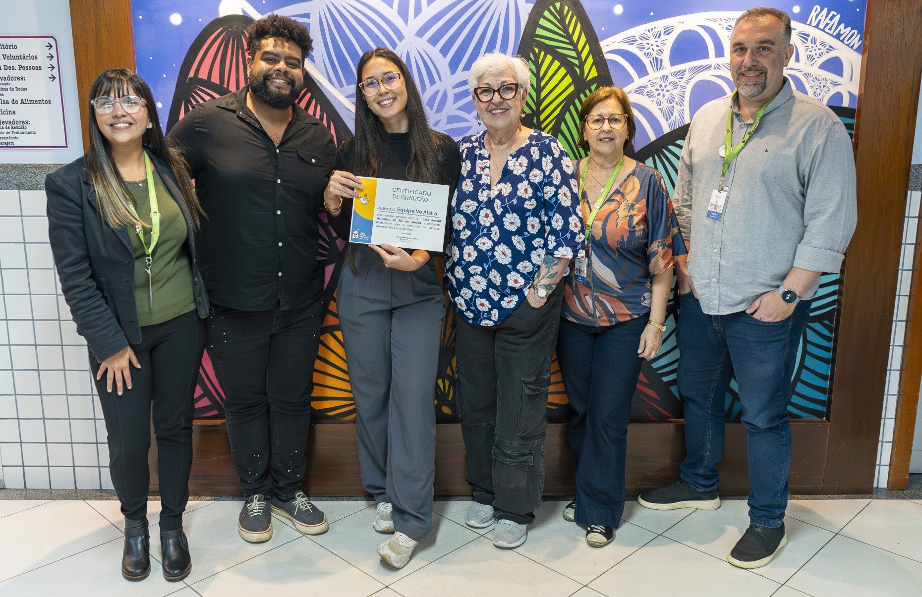 Vó Alzira realiza ação de Dia das Crianças na Casa Ronald - DINO