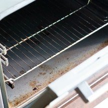 Forno brilhando por dentro: a receita caseira que remove toda a gordura -  irkus de Getty Images