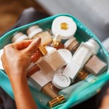 Kohll Beauty traz linha blindada com experiência de luxo para a make - Divulgação / Kohll Beauty