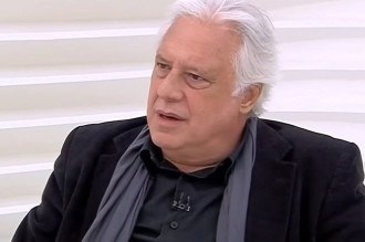 Antônio Fagundes derrota na Justiça casal que se atrasou em espetáculo teatral