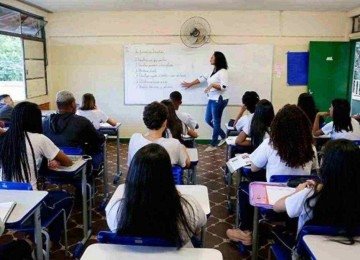 Cidade mineira sanciona lei que proíbe 'danças obscenas' em escolas -  (crédito: Gil Leonardi/Imprensa MG)