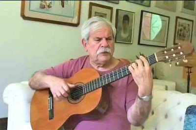 Aos 82 anos, o compositor e violonista Dori Caymmi lançou um novo trabalho, o álbum “Utopia”, pela gravadora Biscoito Fino. Ele aproveitou o momento para refletir, em tom duro, sobre o estado atual da música brasileira. 
 -  (crédito:  reprodução do instagram @ dori_caymmi_oficial_)