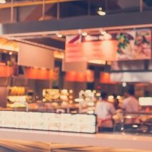 Por que shoppings agora investem mais em comida do que em lojas? - Freepik