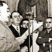 A queda do  ditador que  virou mito - Arquivo EM