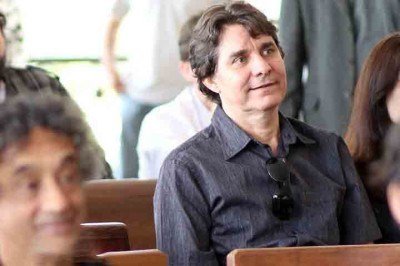 O cantor e compositor Lô Borges, de 73 anos, está internado desde o dia 18 de outubro em um hospital de Belo Horizonte, após ser diagnosticado com intoxicação medicamentosa.
 -  (crédito: Reprodução do Flickr Natura Musical)