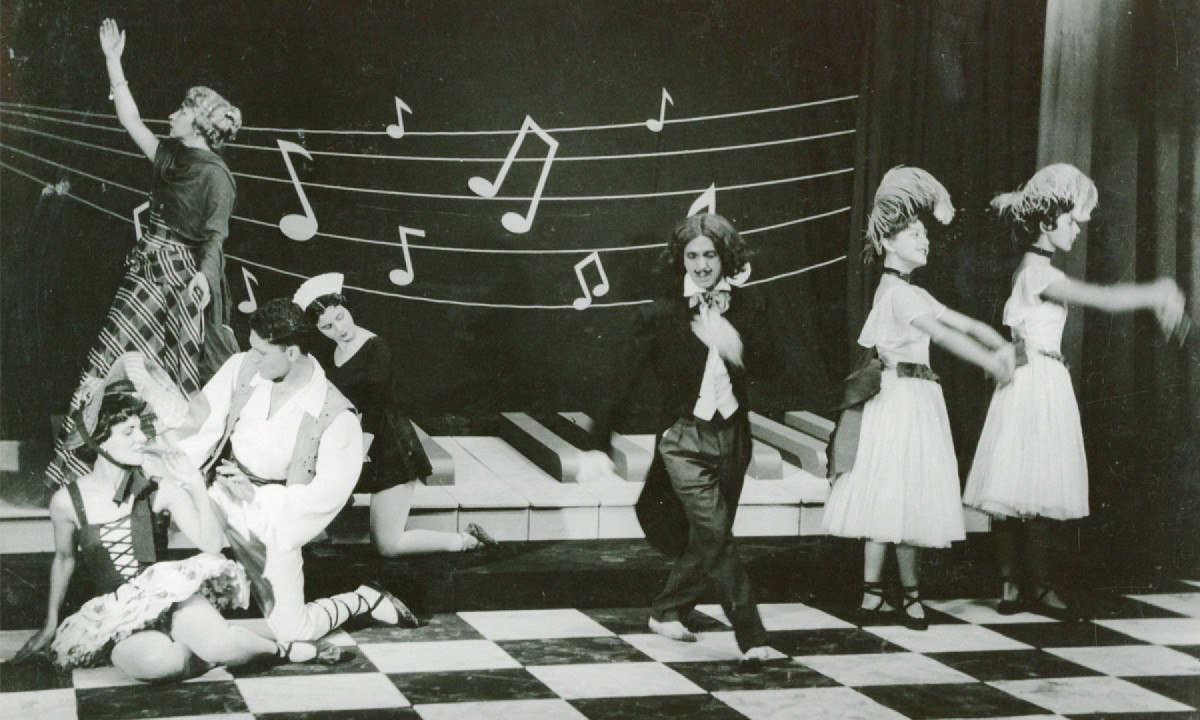 Na foto, musicais Philips da TV Itacolomi, em 1958 | 70 anos da TV Itacolomi-Acervo Iannini/Divulgação