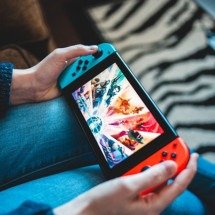 Videogames estimulam coordenação de pacientes em recuperação - Erik Mclean/Unsplash