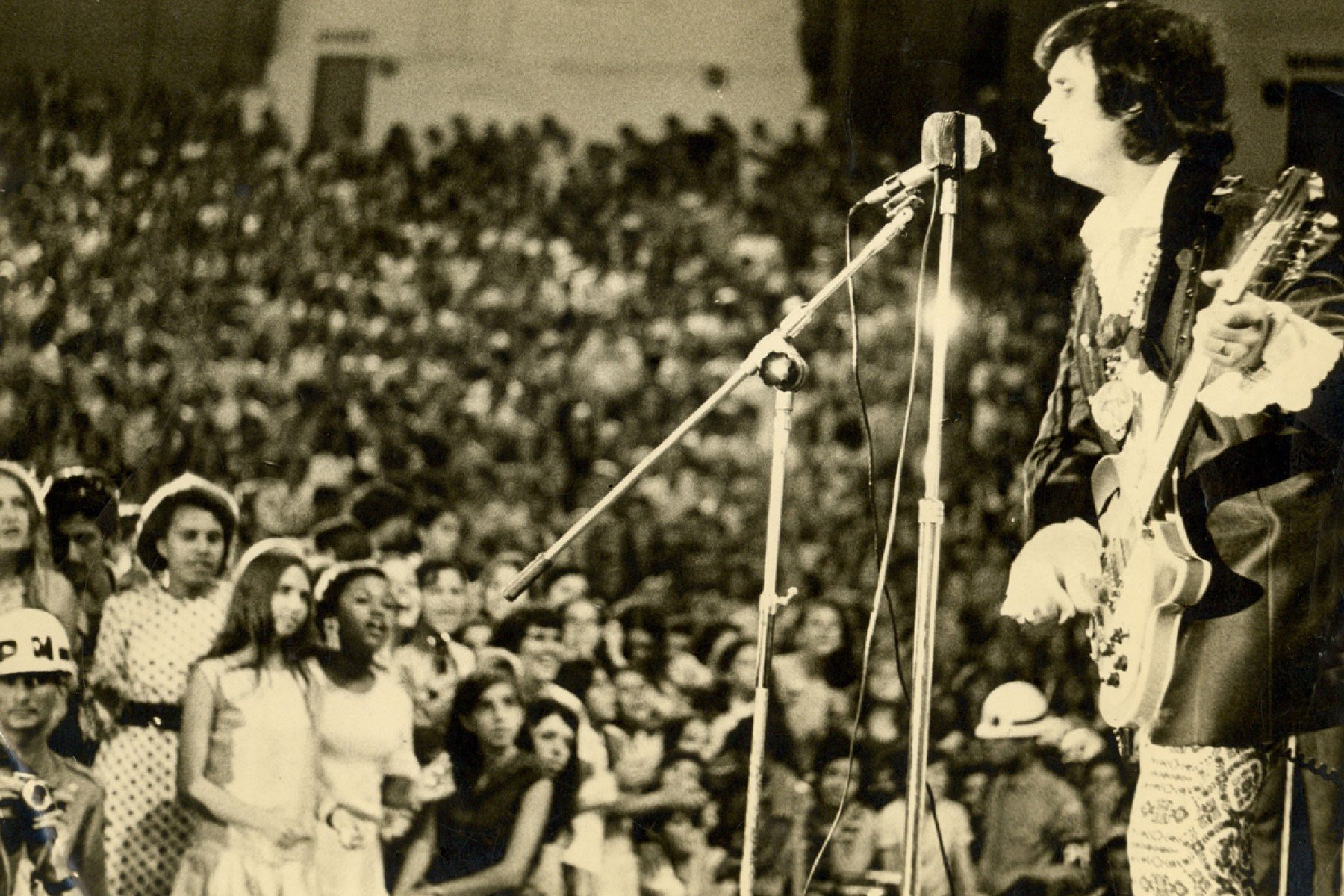 Apresentação do cantor Roberto Carlos no Minas Tênis Clube, no aniversário da TV Itacolomi | 70 anos da TV Itacolomi