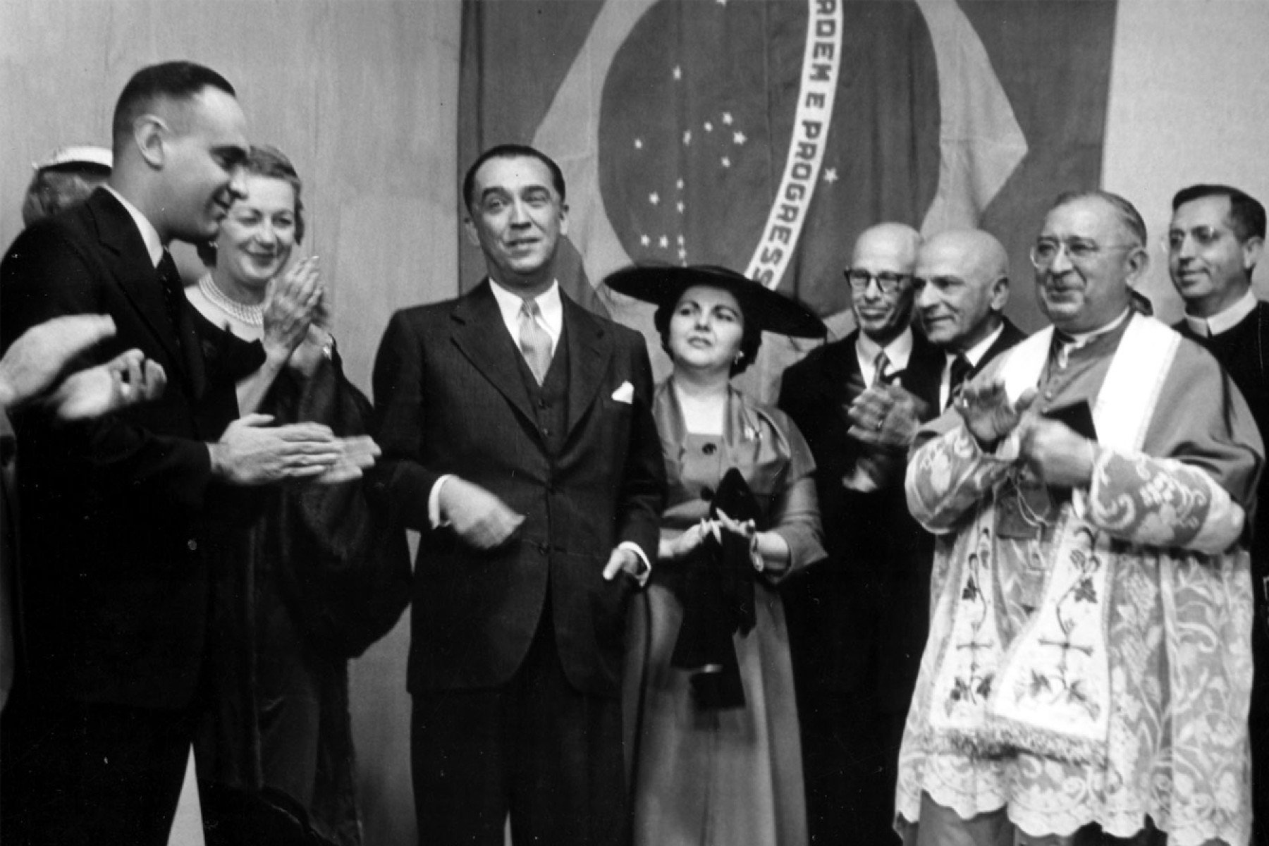 O presidente Juscelino Kubitscheck discursou na solenidade de inauguração da TV Itacolomi | 70 anos da TV Itacolomi