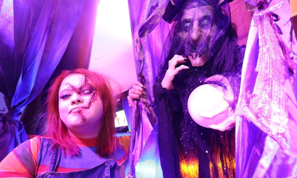 Julia Rocha, maquiadora profissional, escolheu ir de Chuck - o boneco assassino-Marcos Vieira/EM/D.A Press