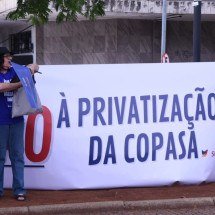 Manifestantes se reúnem em BH contra a PEC do referendo - Gladyston Rodrigues/EM/D.A Press