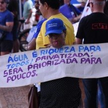 Manifestantes ocupam Praça Raul Soares, em BH, contra a PEC do referendo - Gladyston Rodrigues/EM/D.A Press