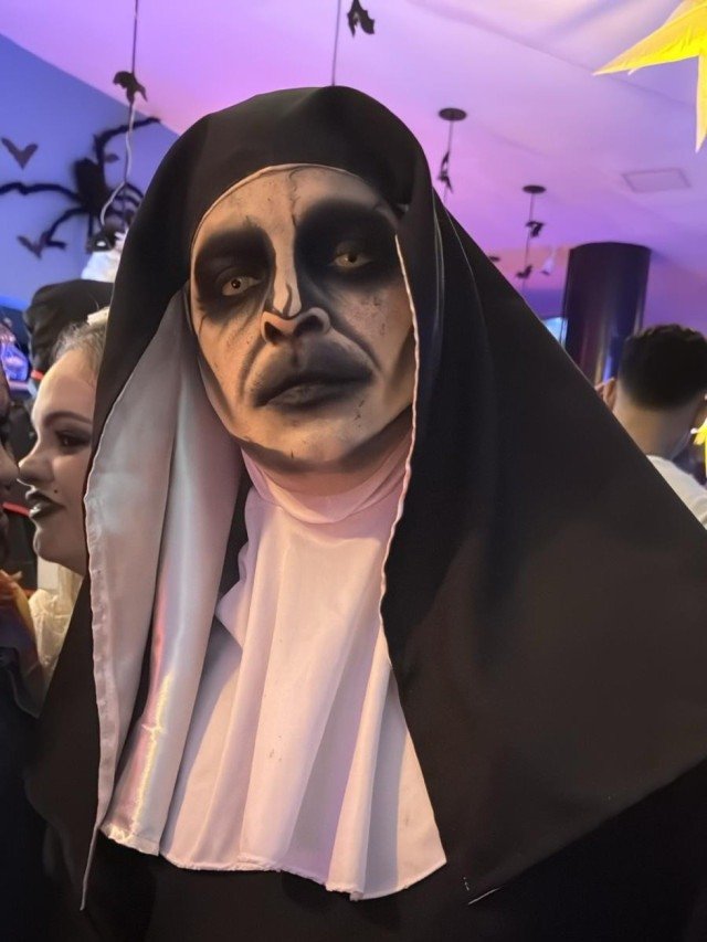 Festa a fantasia movimentou a Savassi no dia 31 de outubro