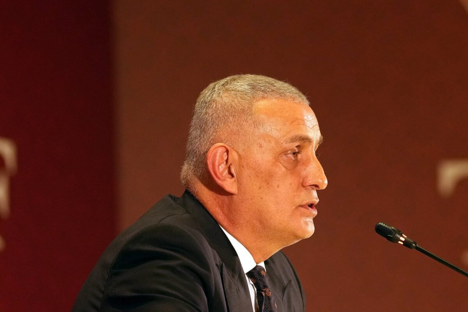 Federação suspende 149 árbitros após investigação de apostas esportivas - No Ataque Internacional