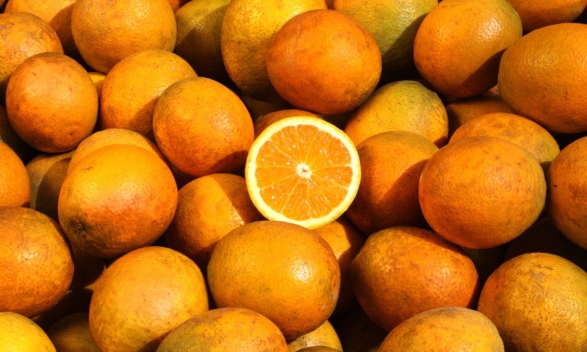 Os nomes de frutas e legumes vão de chiques a enigmáticos, fazendo menção a lugares de próximos a distantes e exóticos -  (crédito: Fundecitrus/Divulgação)