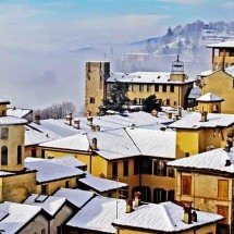 Charme e aconchego! Origem e diferentes tipos de chaminé pelo mundo -  Flickr Rosmarie Wirz