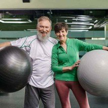 Depois vieram os grandes filósofos — Sócrates, Platão, Epicuro, Sêneca, Epicteto — refletindo sobre a sabedoria, a velhice e a possibilidade de vivermos melhor -  (crédito: Tupi)