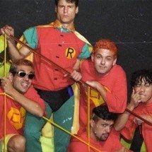 Inteligência Artificial revela como os Mamonas Assassinas estariam na faixa dos 50 anos - Facebook Mamonas Assassinas