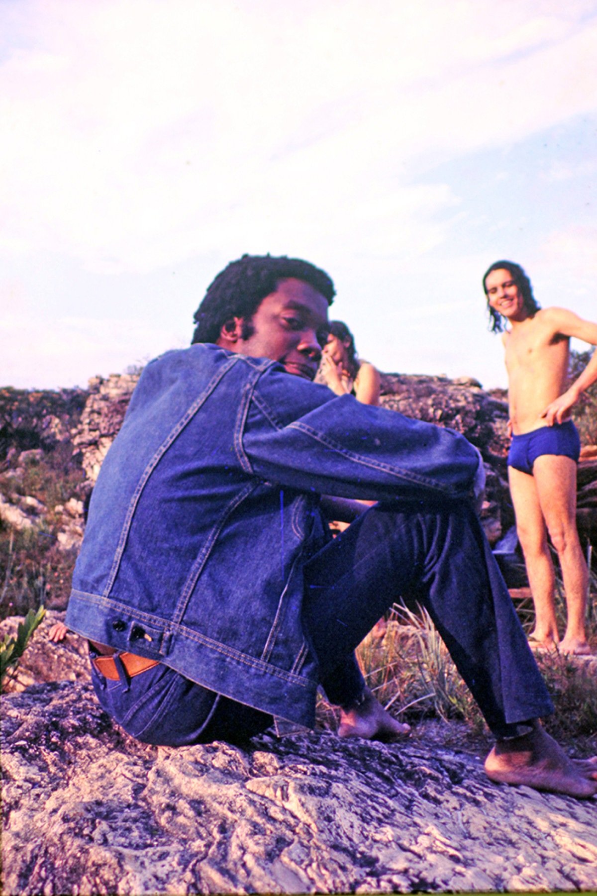 Milton Nascimento e integrantes do Clube da Esquina em viagem a Diamantina em 1971