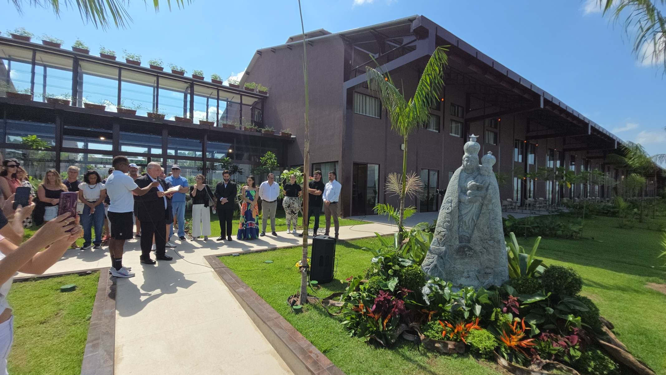 Imagem de N.S. de Nazaré, em pedra-sabão, esculpida pelo artesão de Ouro Preto Reginaldo Novais
-Carlos Altman/EM