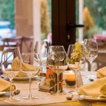 As boas maneiras à mesa estão desaparecendo? Confira dicas para não errar - Pixabay/Reprodução