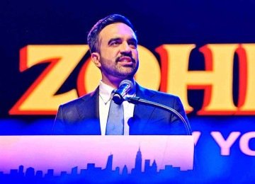 Filho de indianos nascido em Uganda e criado no Queens, Mamdani representa uma síntese do mundo globalizado -  (crédito: Angelina Katsanis / AFP)