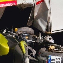 Motociclista morre ao bater na lateral de ônibus no Centro de BH - Jair Amaral/EM/D. A. Press