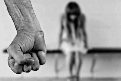 Forçar adolescentes estupradas a se tornarem mães ignora a realidade de um sistema que já falha em acolhê-las
 -  (crédito: Pixabay/Reprodução)