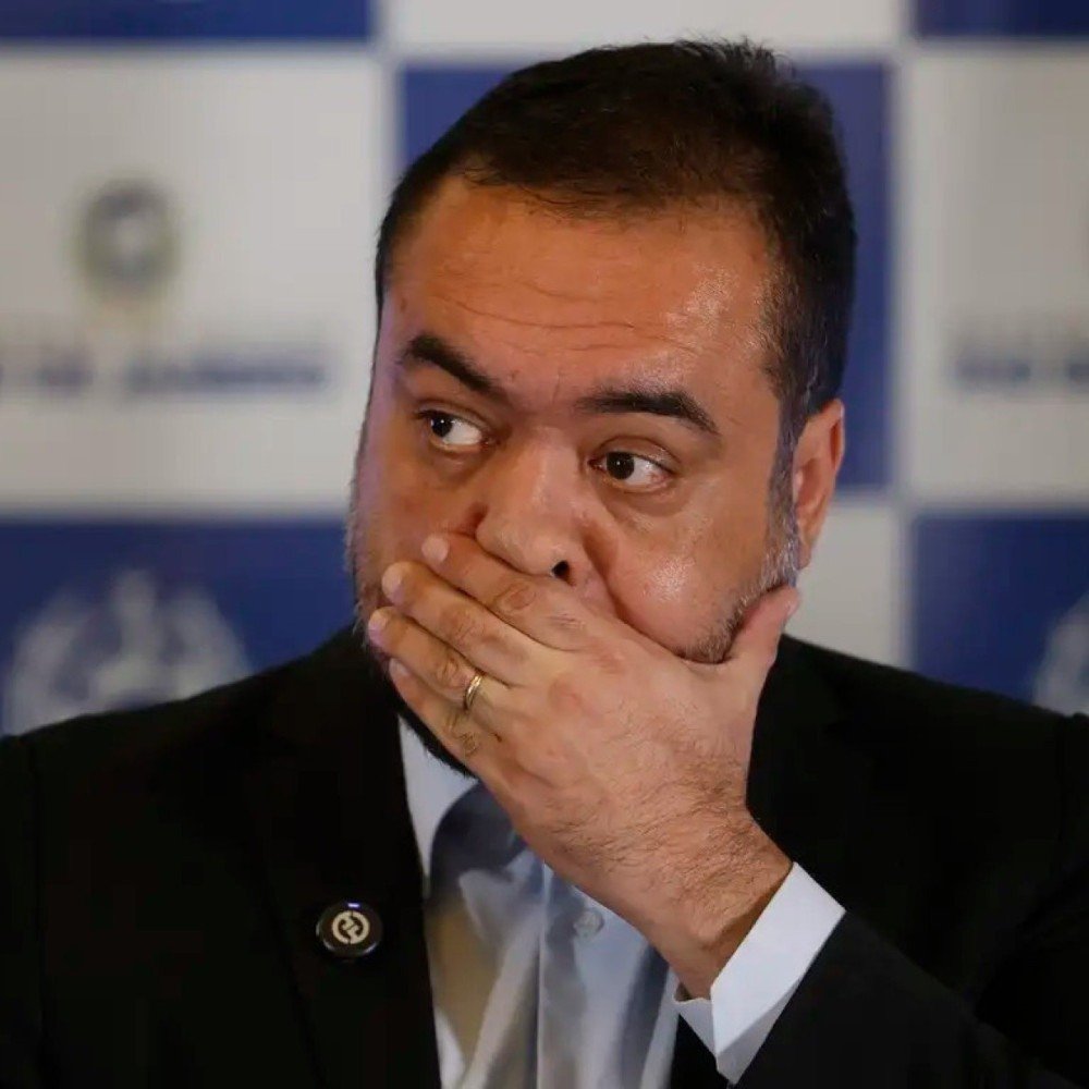 Ex-governador Cláudio Castro é alvo da PF em operação sobre combustíveis