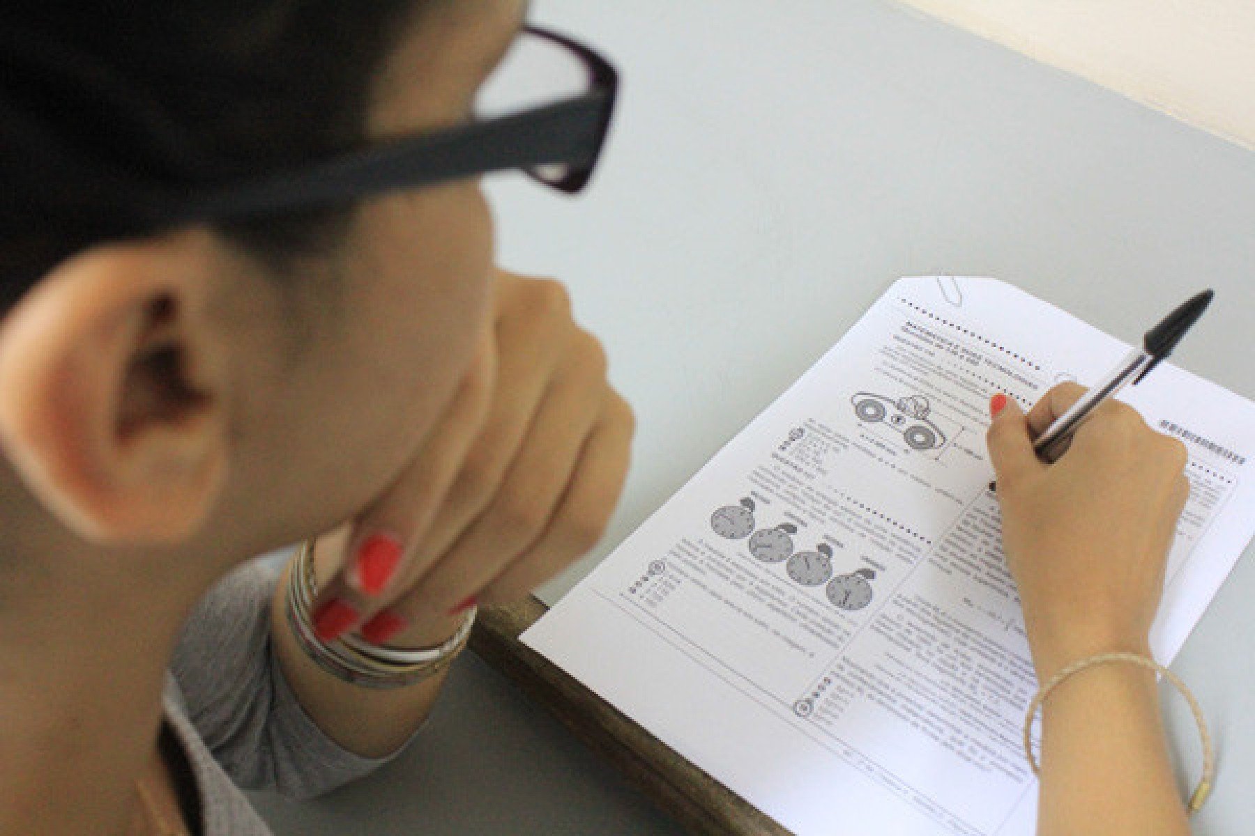 Plataforma AZ fará correção ao vivo do Enem 2025 - DINO