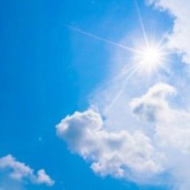 Exagero fatal: Mulher morre por beber água demais em curto espaço de tempo - freepik jannoon028