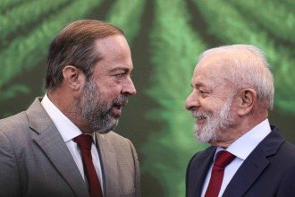 Lula volta a Minas Gerais mês que vem para evento com prefeitos