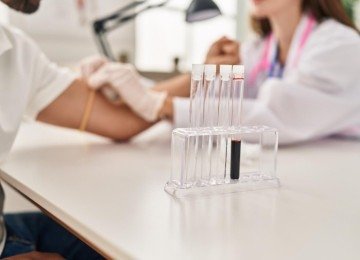 Voltada à população sem plano de saúde, a ação oferece exames e consultas gratuitas -  (crédito: Freepik)