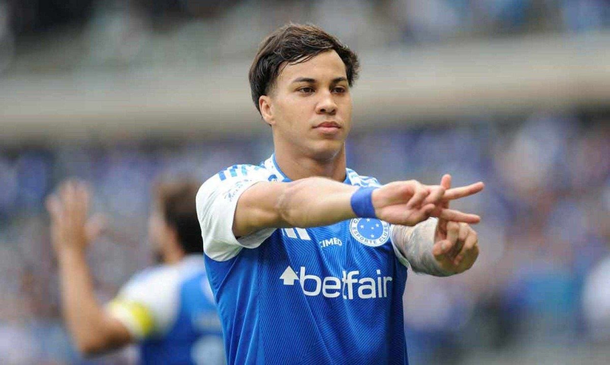 Depois de passagem apagada pelo futebol italiano, Kaio Jorge brilha com a camisa celeste -  (crédito: Alexandre Guzanshe/EM/D.A. Press)