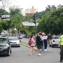 BH: trânsito atrapalha chegada de candidatos ao Enem na PUC Minas - Leandro Couri/EM/D.A. Press