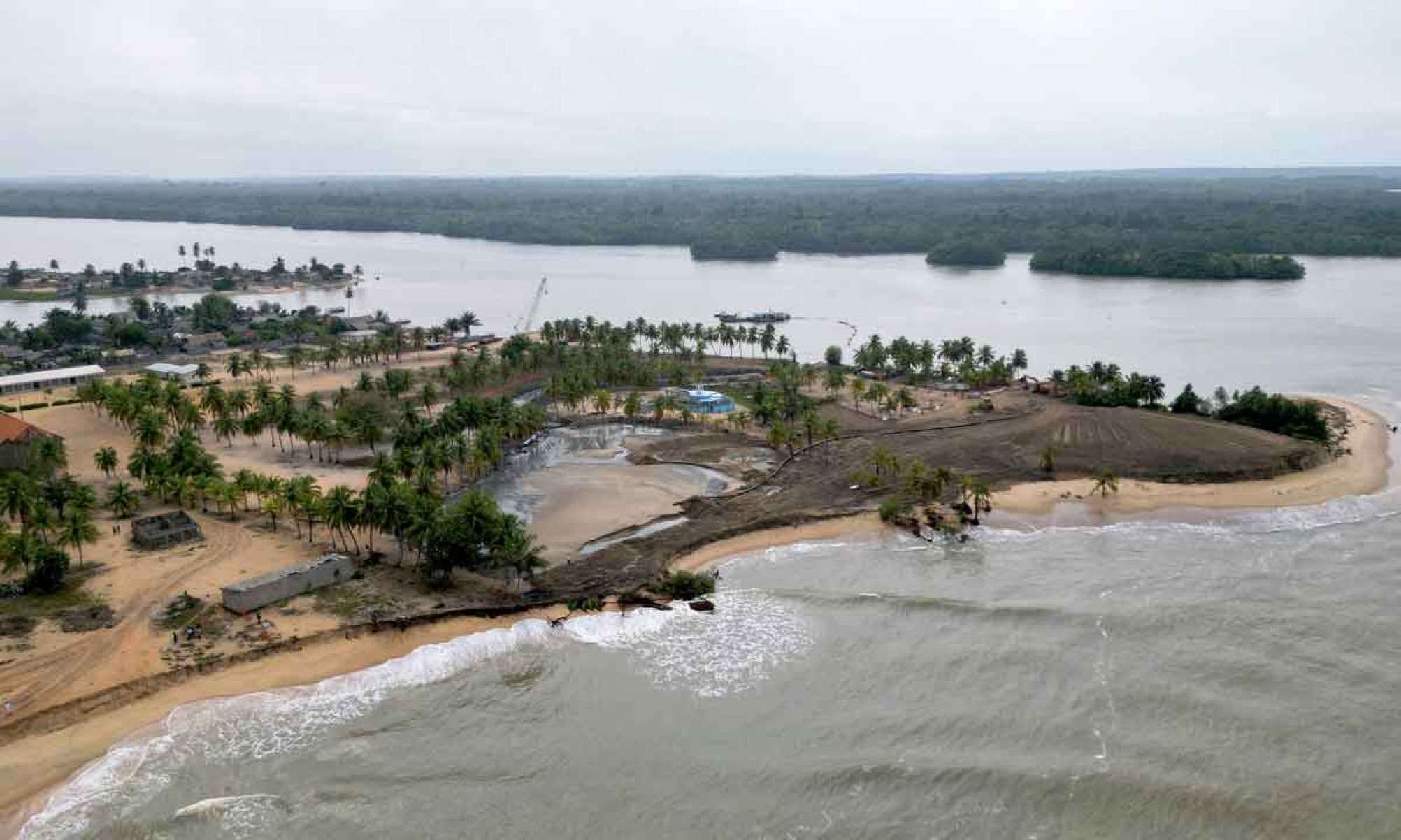 AQUECIMENTO GLOBAL TEM FEITO O OCEANO "ENGOLIR" 1,6 M DA COSTA DE LAHOU-KPANDA A CADA ANO