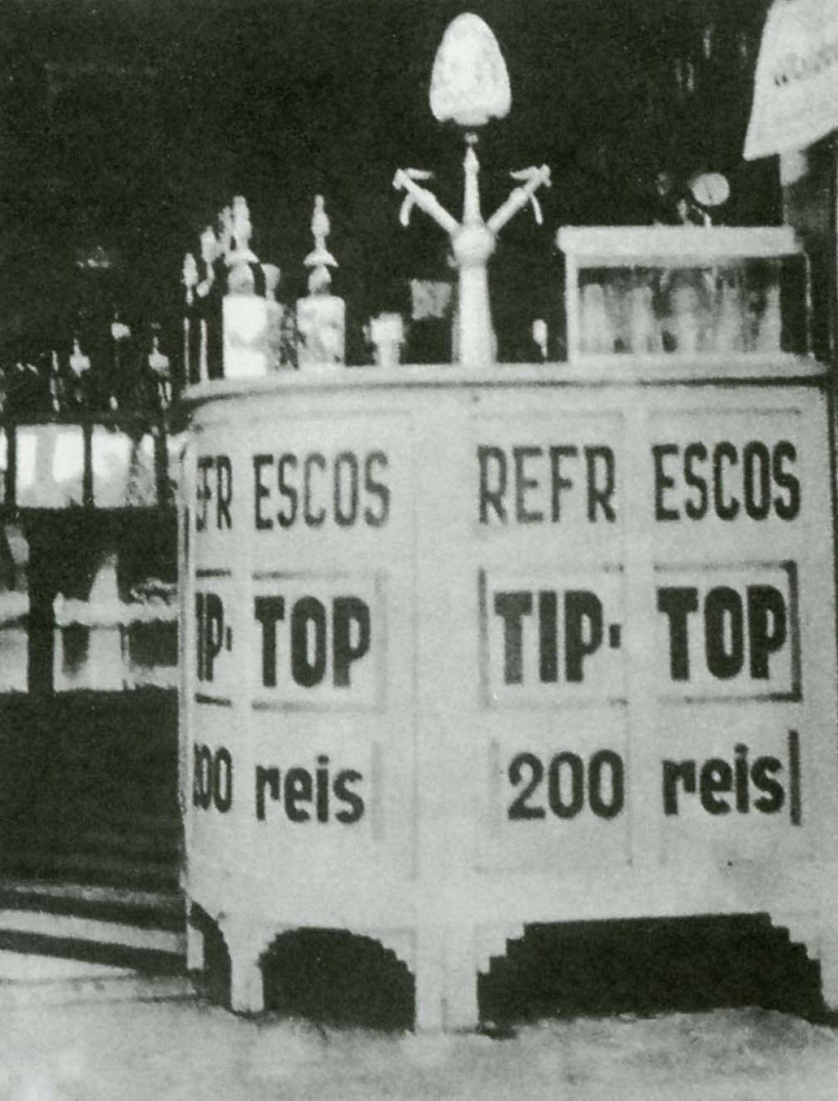 Máquina de refresco gaseificado do Tip Top, o refrigerante da época