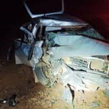 Mulher morre e três ficam gravemente feridos em acidente no Triângulo - PMRv