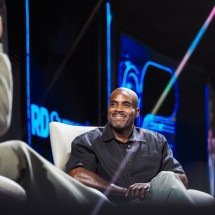 "Do fuzil ao pandeiro": Rafael Zulu detalha legado social da Tardezinha