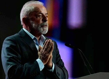 O presidente Lula, ao associar a crise climática às tragédias recentes – o tornado paranaense, o furacão Melissa no Caribe –, politizou a questão -  (crédito: Pablo Porciuncula/AFP)