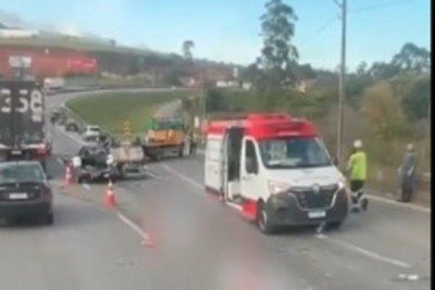 Acidente ocorreu nas primeiras horas da manhã desta segunda-feira -  (crédito: Redes sociais)