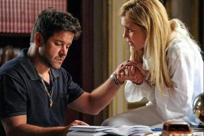 Adriana Esteves retornaria para interpretar Carminha, a vilã icônica da trama, enquanto Murilo Benício voltaria como Tufão.
 -  (crédito: Divulgação)