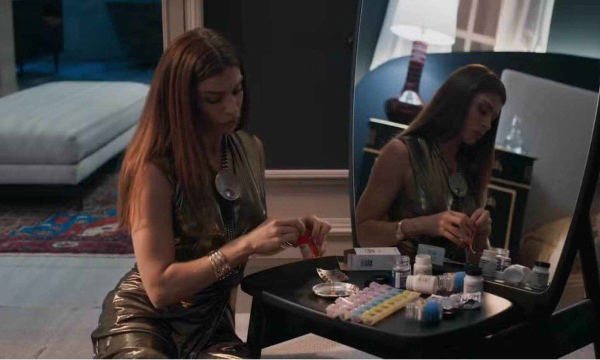 Abordar o tema na novela contribui para conscientizar a população, comenta farmacêutica -  (crédito: TV Globo/Reprodução)