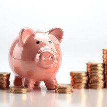 Saiba como economizar em viagens de fim de ano e fugir de preços 'salgados' - Freepik