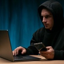 IA aparece em 80% das tentativas de golpe on-line no mundo - FreePik