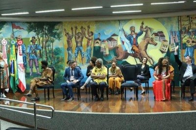 O evento receberá pensadores e políticos negros para debater a necessidade do desenvolvimento de políticas de restaurações  -  (crédito: Reparações Brasil / Instagram )