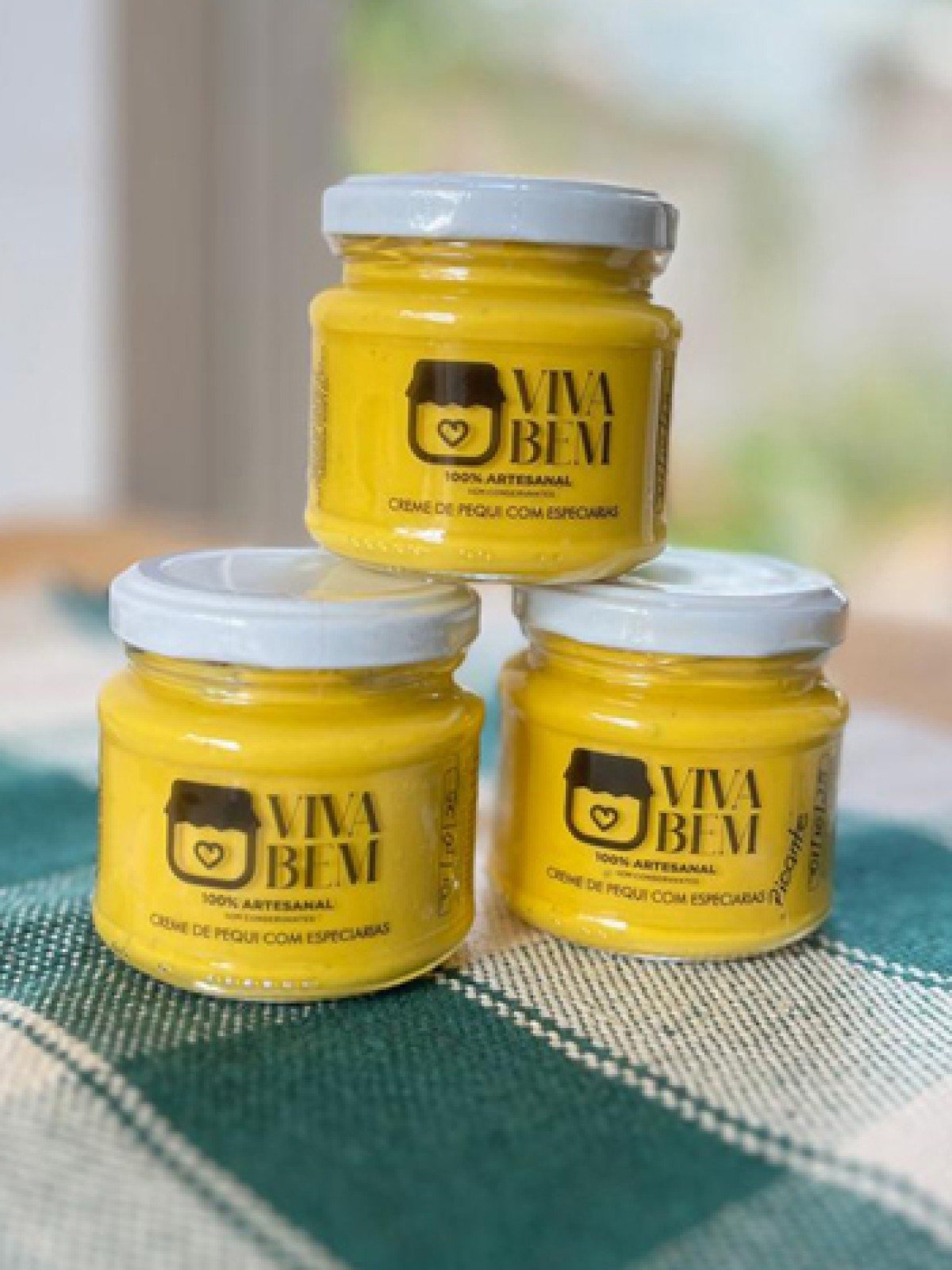 O creme de pequi da Viva Bem tem um toque de chimichurri, pimenta dedo-de-moça, alho e sal