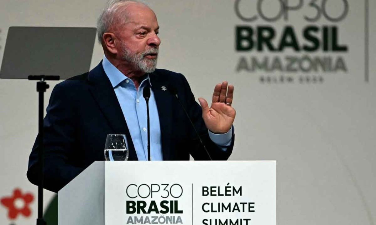 Segurança pública é um dos pontos sensíveis do governo explorado pela oposição

 -  (crédito: MAURO PIMENTEL/AFP)