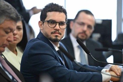 Advogado Eric Douglas Martins Fidelis prestou depoimento nesta quinta-feira (13/11) -  (crédito: Saulo Cruz/Agência Senado)