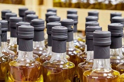 Garrafas de azeite; imagem meramente ilustrativa -  (crédito: Ministério da Agricultura e Pecuária/Divulgação)